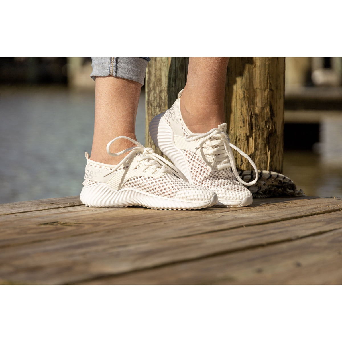 Frogg Toggs Aquastep Water Shoes for Women, Quick-Dry Mesh Sneakers with Collapsible Heel, Blue, Size 9