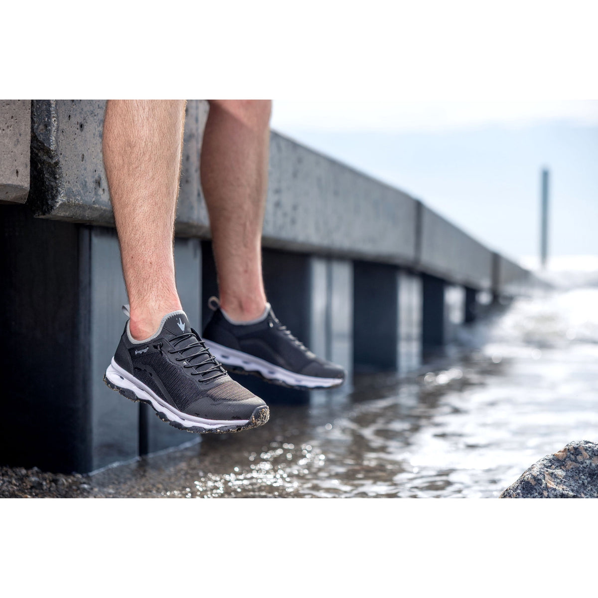 Frogg Toggs Outflow Drain Sneakers, Flexible Closed Toe Water Shoes, Black (Men’s Shoes)